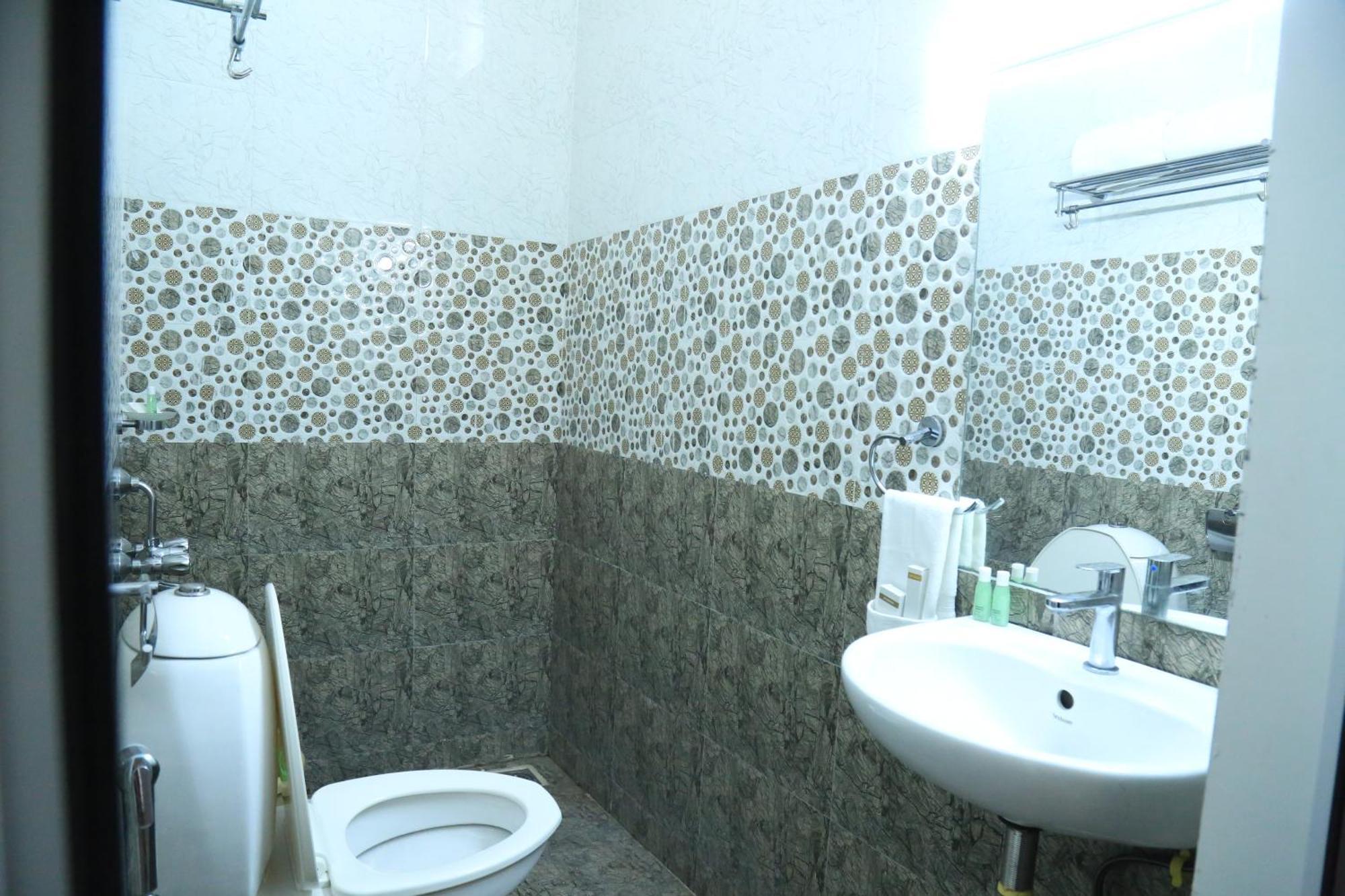 Christian Guest House Vellore Exterior photo