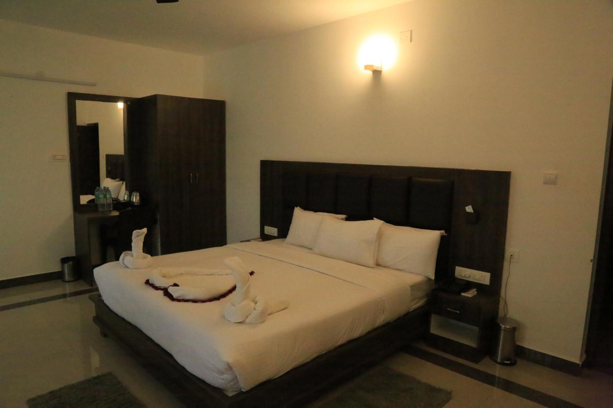 Christian Guest House Vellore Exterior photo