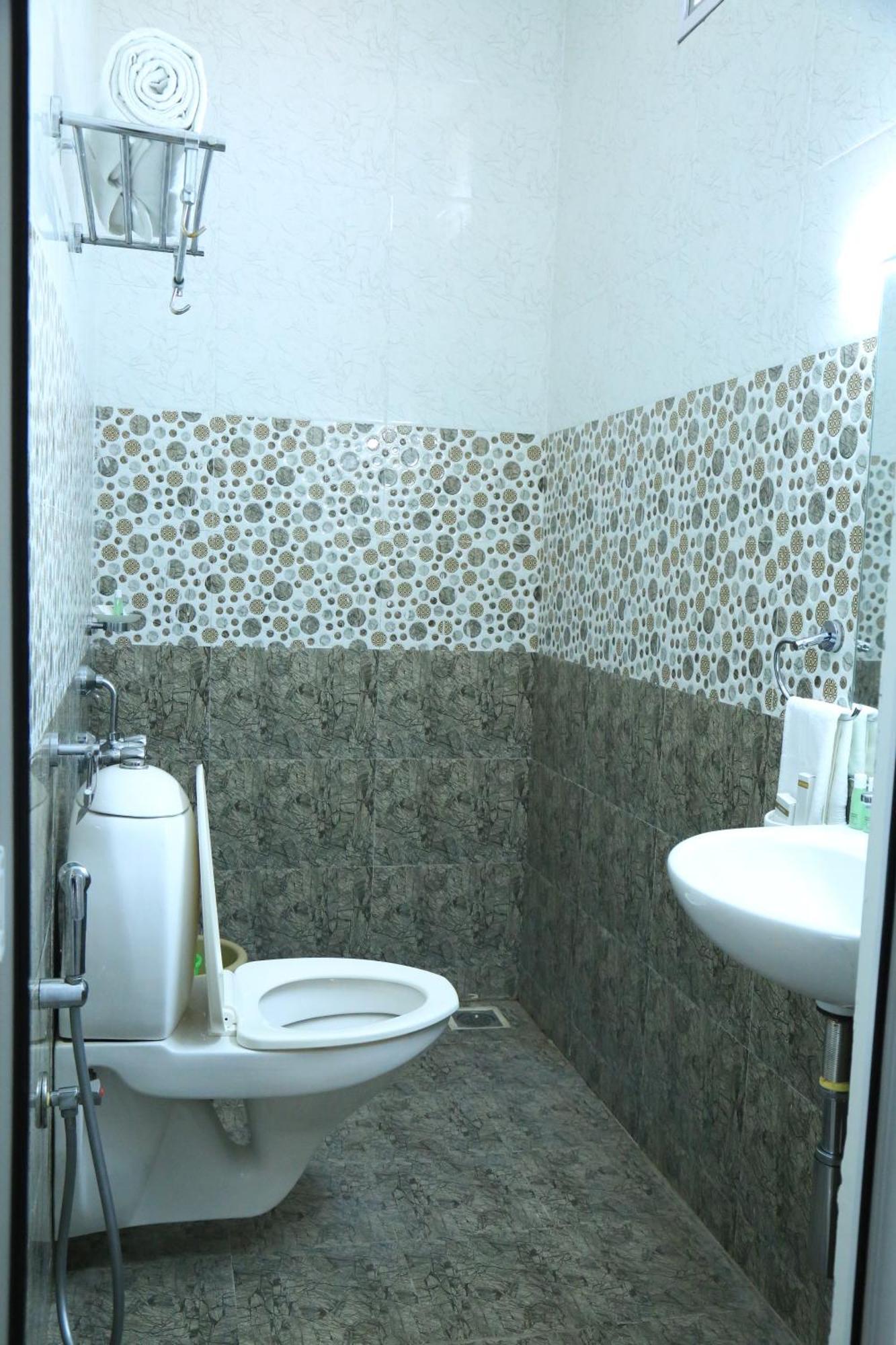 Christian Guest House Vellore Exterior photo